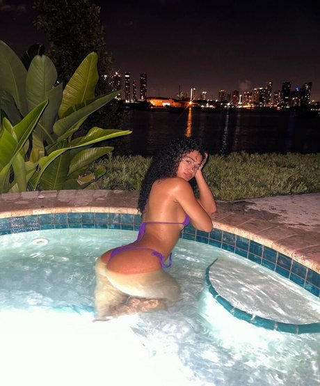 black hair milf onlyfans art xxx pictures