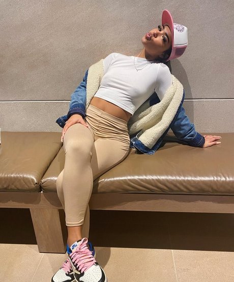 Journi Carr hd pornstar galleries