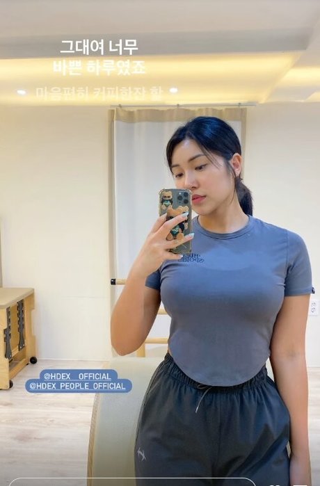 Beo Deul Jeong_ naked model images