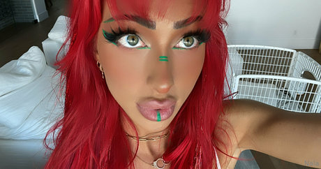 nalafitness high quality model image