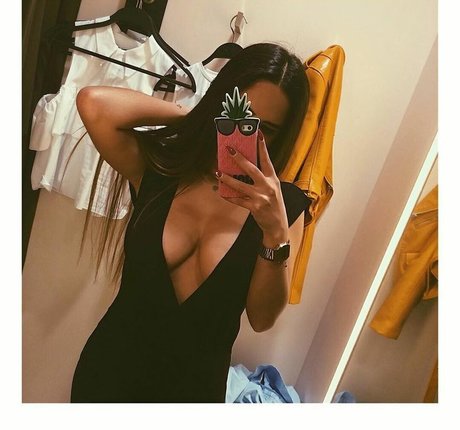 Kika model sex archive