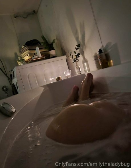 emilytheladybug pornstar hd image