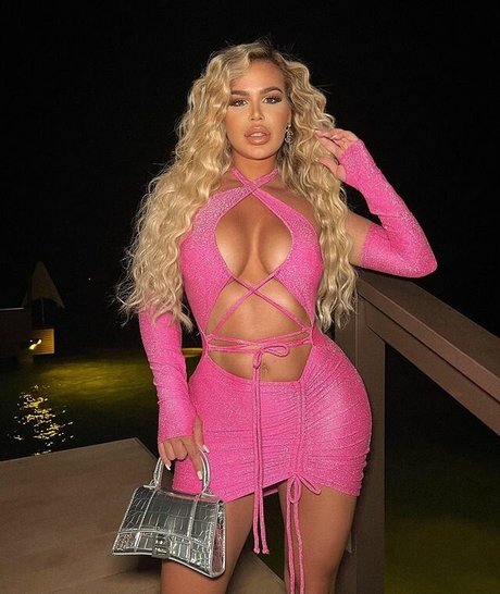 Vanessa Prado Gonzalez beautiful star photo