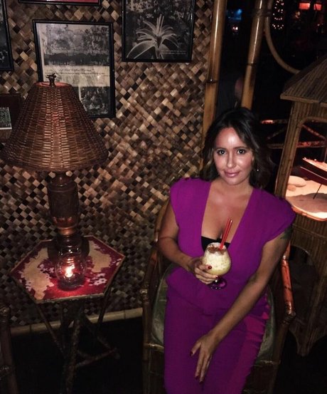 Courtney Jaye perfect pornstar img