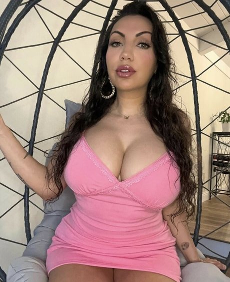 Crueltyfreecurves free model images