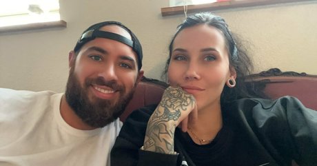 tully banks model erotic pic