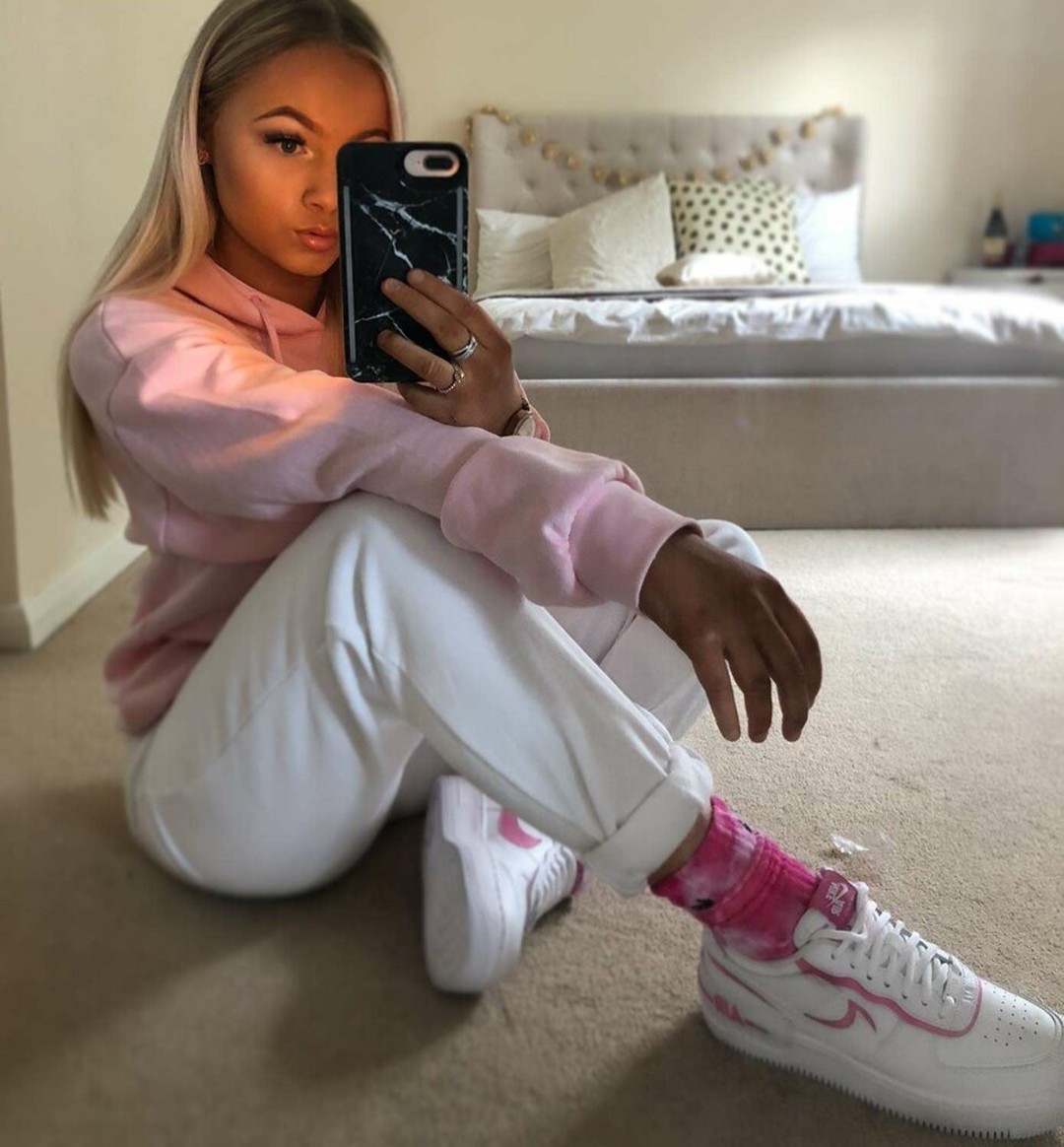 Lucy M pretty pornstar photos