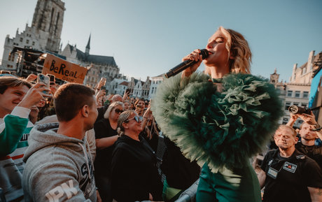 Pommelien Thijs hot star photos