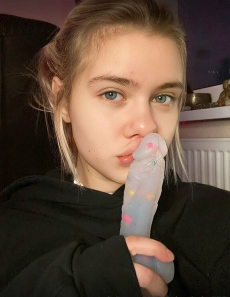 candy shake777 star adult images