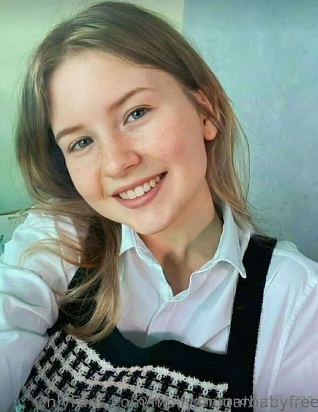 latina maid onlyfans sexy pictures