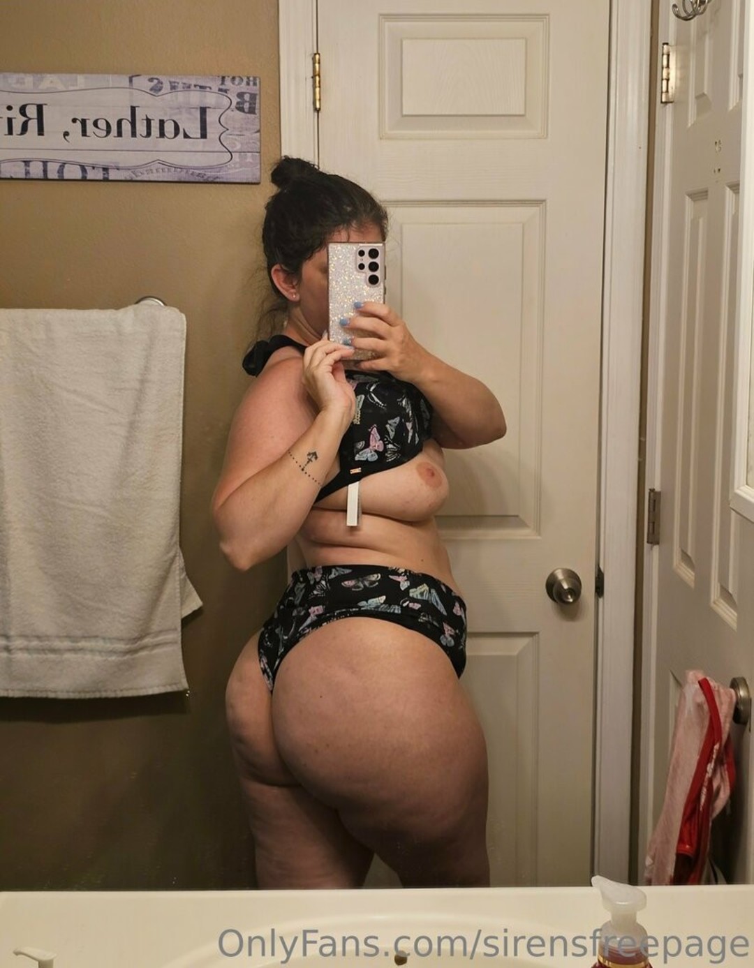 sirensfreepage art model gallery