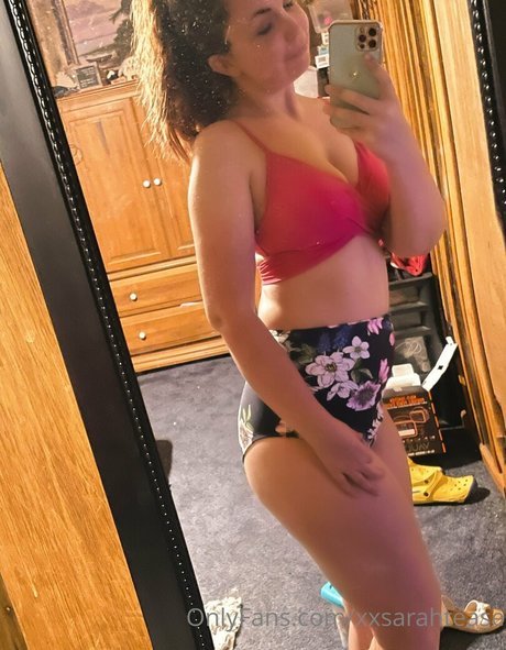 xxsarahfree erotic star photos