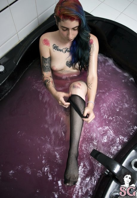 Karenzio star best photos