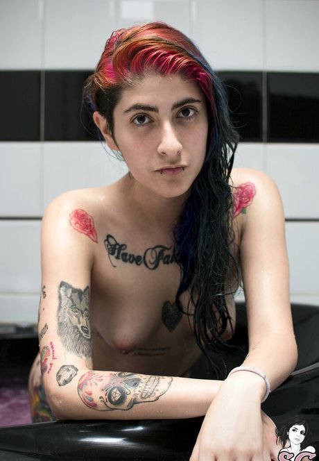 slim onlyfans free nude pic