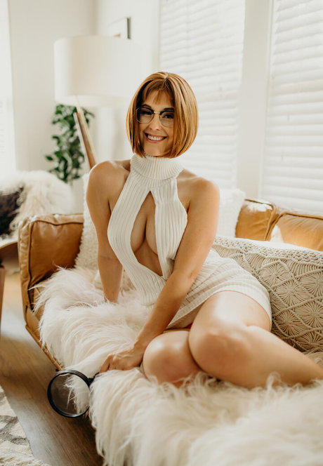 Scooby Doo model erotic pictures