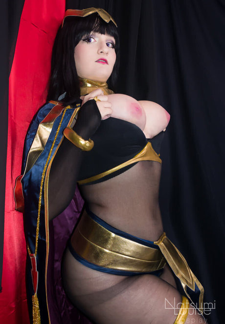 Natsumi Louise pornstar exclusive pic