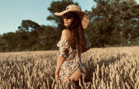 Comfort Xcams high quality pornstar images