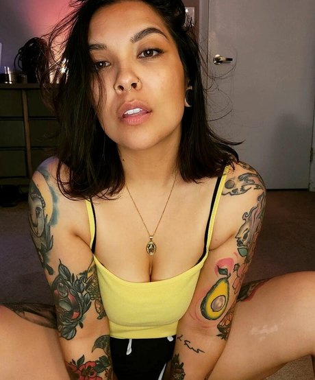 Sunnysweetheartxo naked model pictures