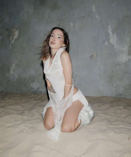 Gensyxa Twitch model photos