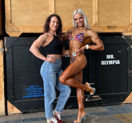 Lena Ramsteiner model naked photo