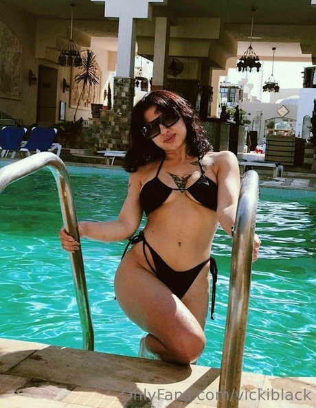 vickiblack nudes model pic