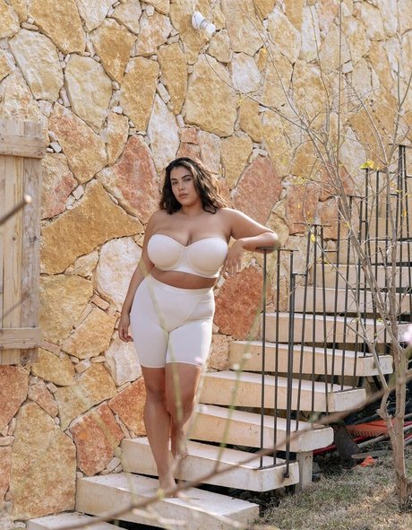 clothed onlyfans hot photo