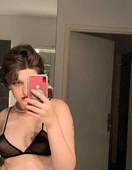 double onlyfans nude image