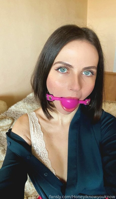 Honeyiknowyouknow nude model gallery