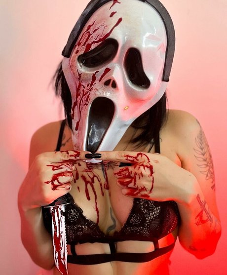 B rbara Tamires art actress pictures