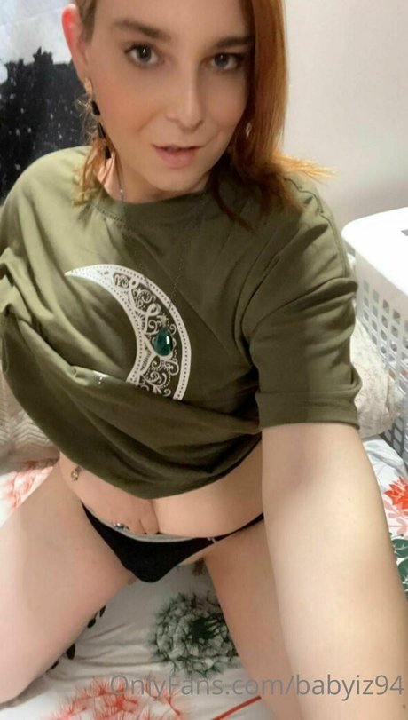 babyiz94 naked actress pic