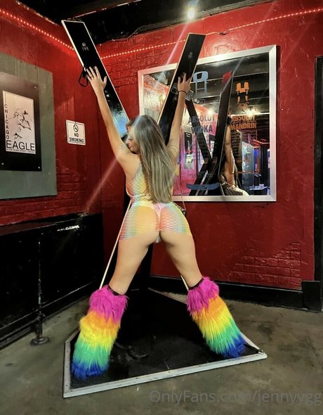 Jennyyg model nude pictures