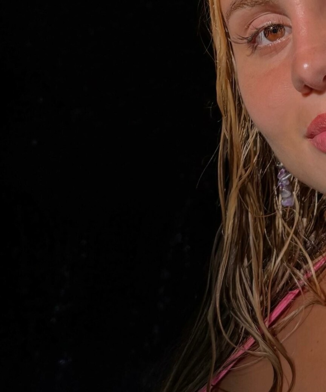 Lara Juc sexy actress image