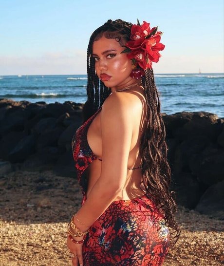 Asia Monet Ray nice star archive