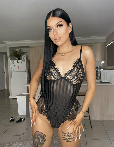 Caitlin McConville pornographic model gallery