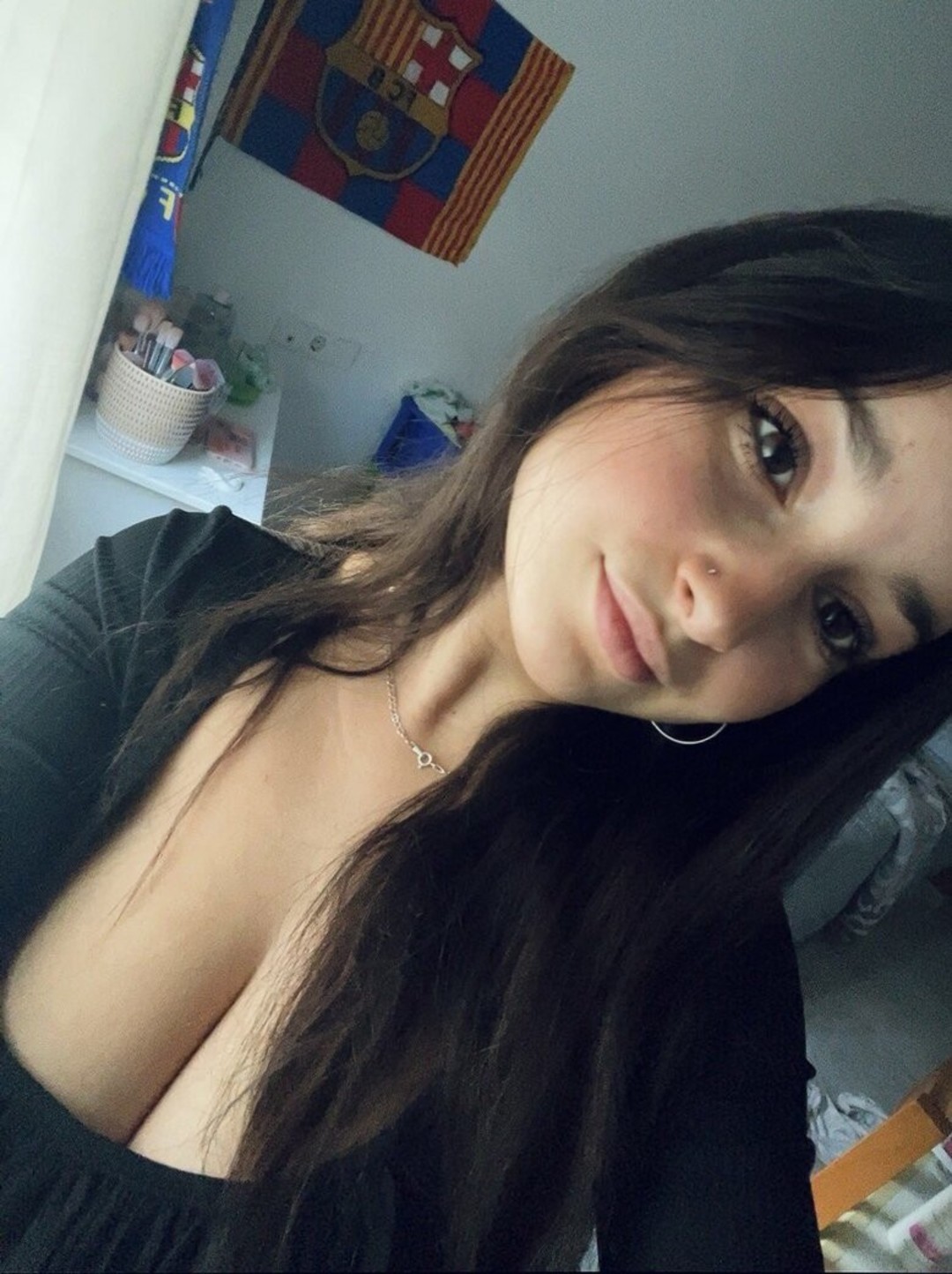 narjess hot model pictures