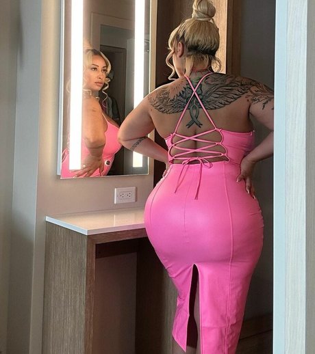 tylea adore star hot images