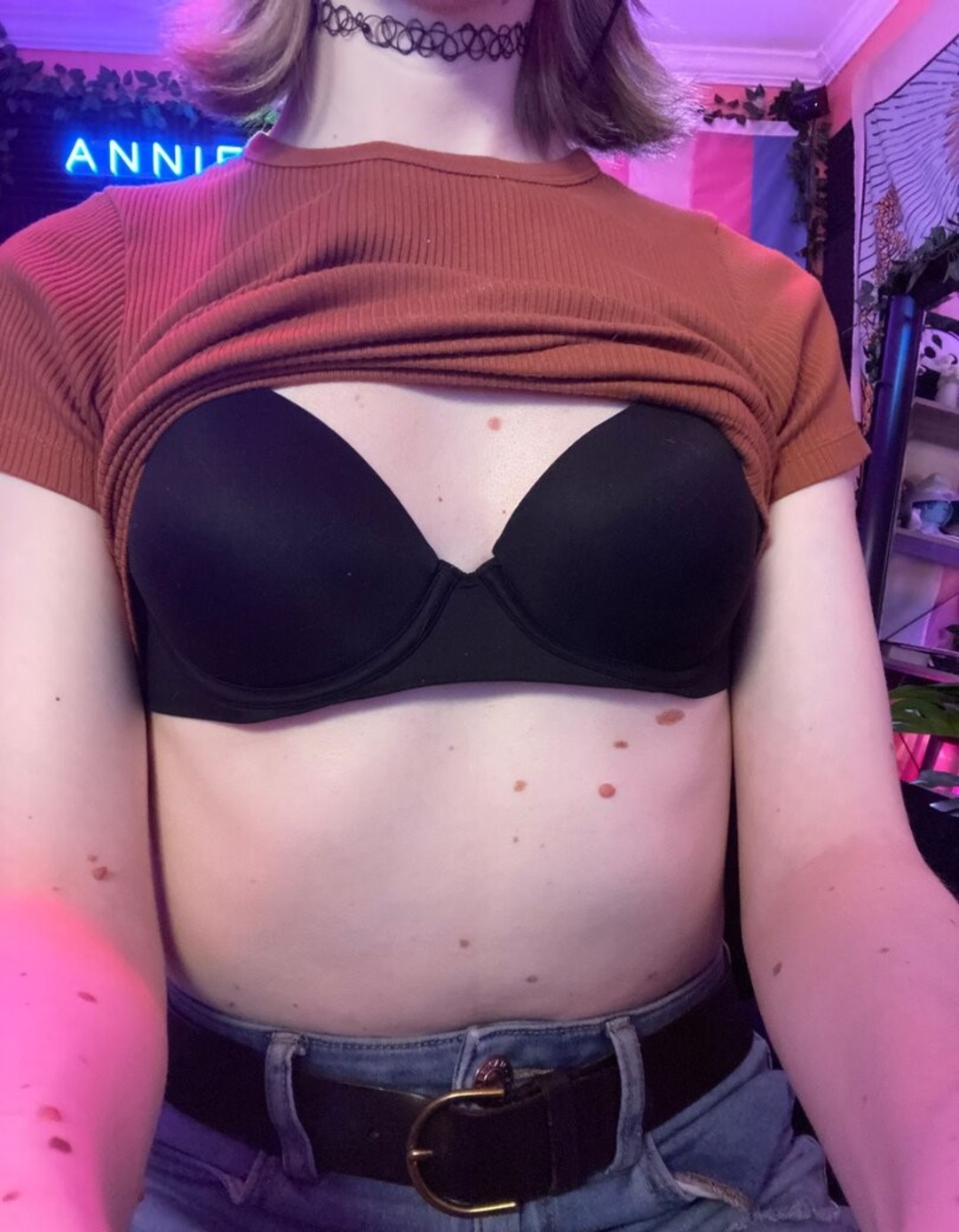 AnnieDro sexy pornstar archive