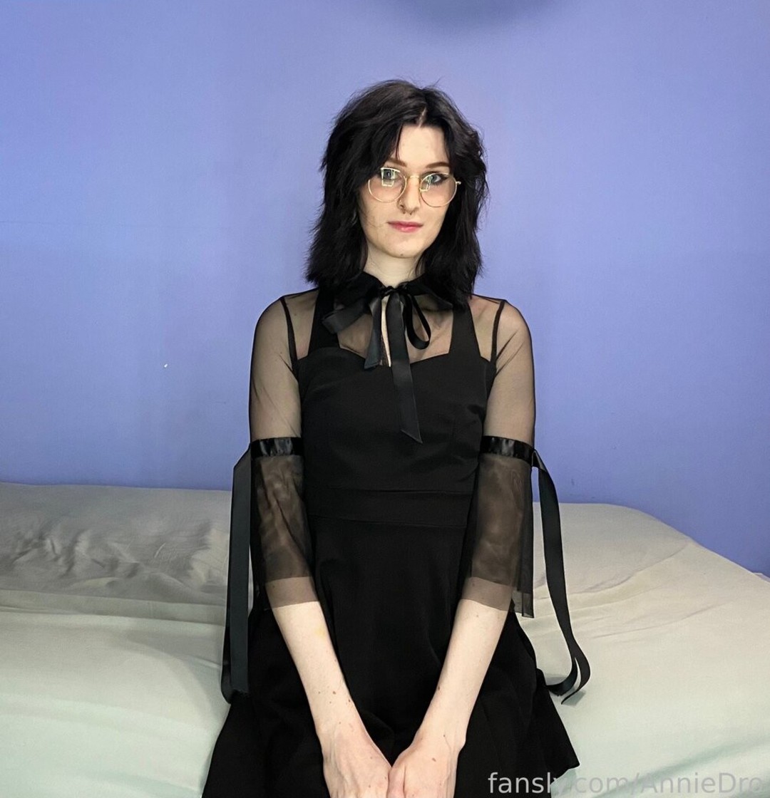 AnnieDro beautiful pornstar photos