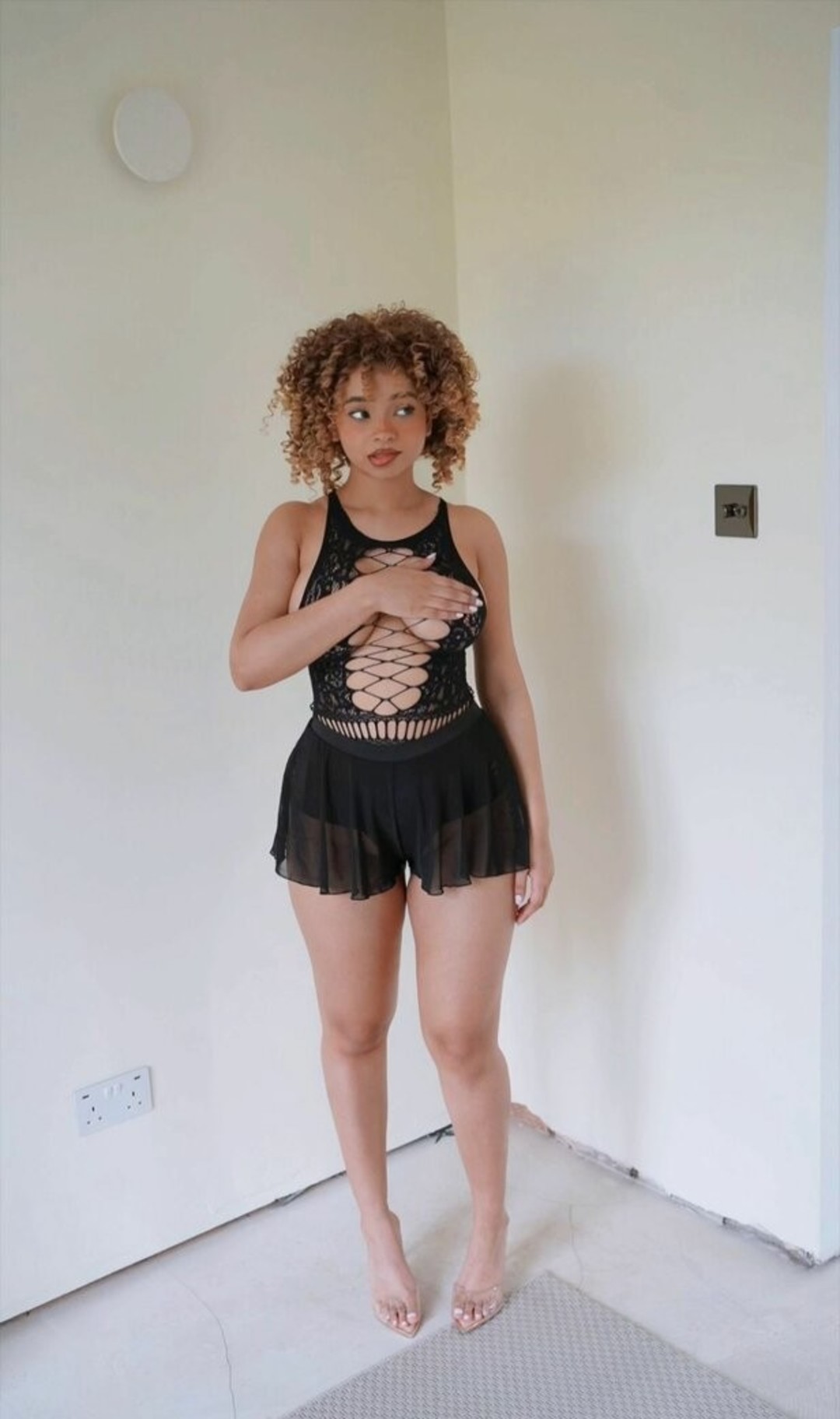 KiaraPeachy hd actress gallery