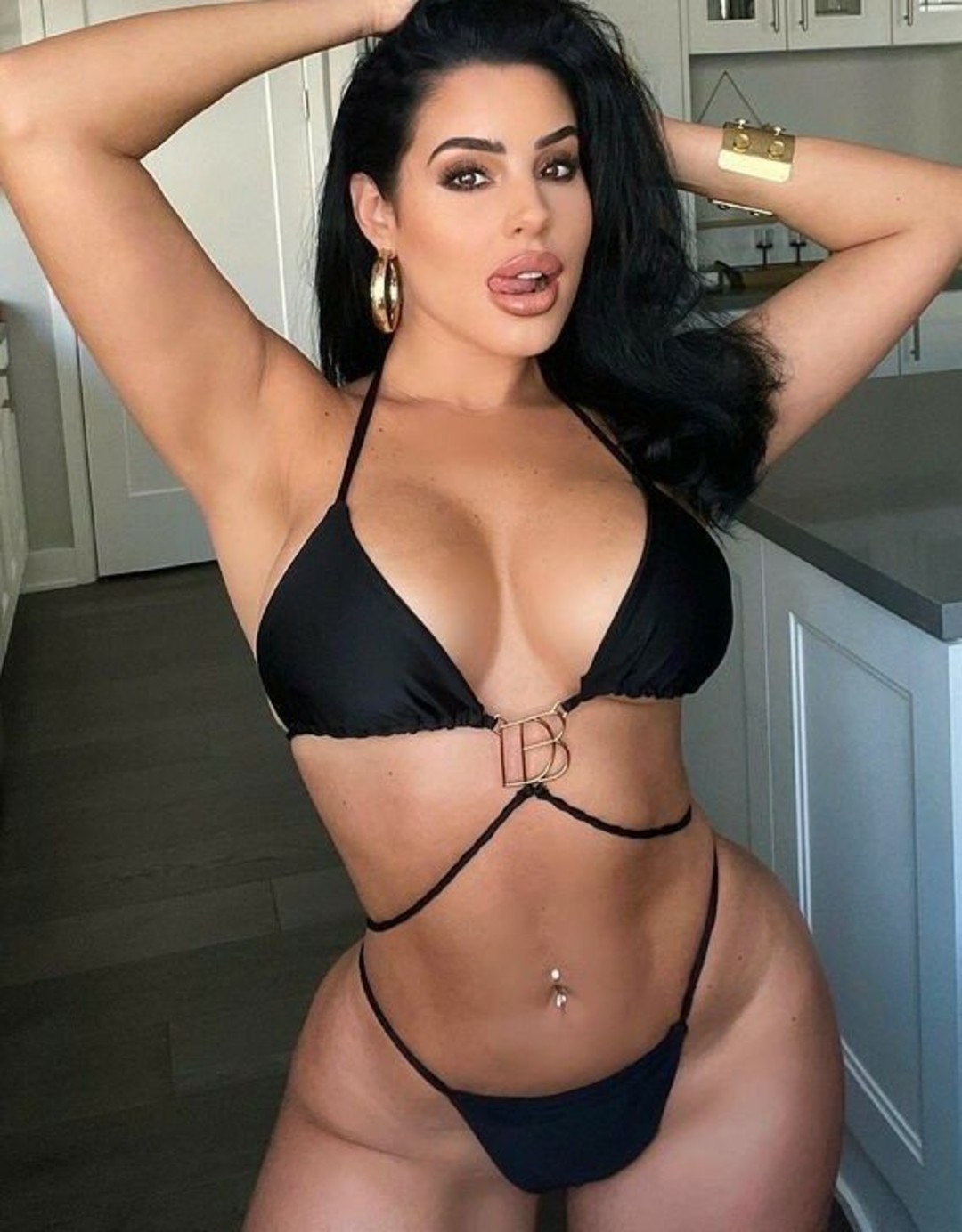 pussy spreading onlyfans free sex galleries