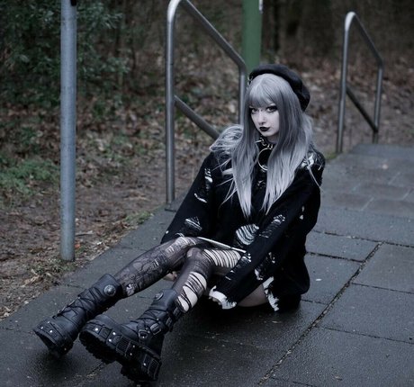 curvy lesbian onlyfans naked gallery