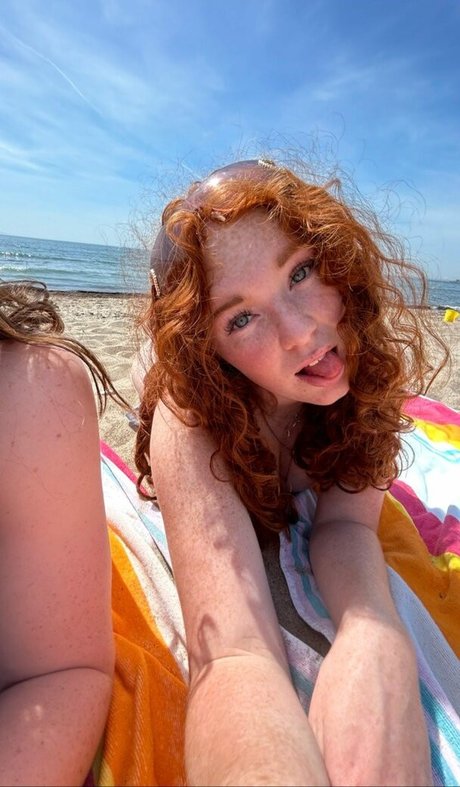 Kenziemahar pornstar art pics