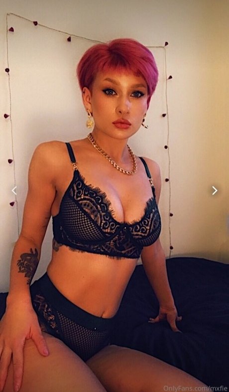 bhadxbambii nudes pornstar archive