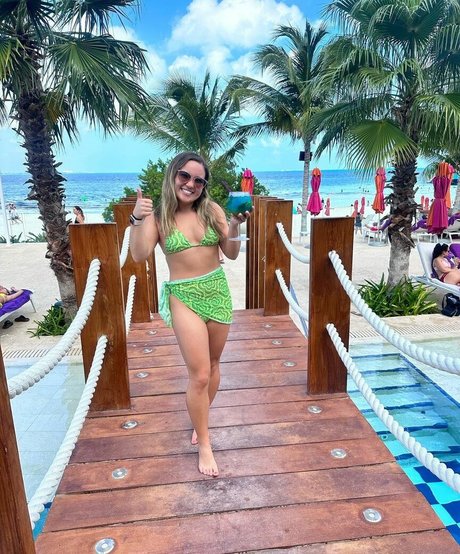 Alina Bitter star beautiful gallery