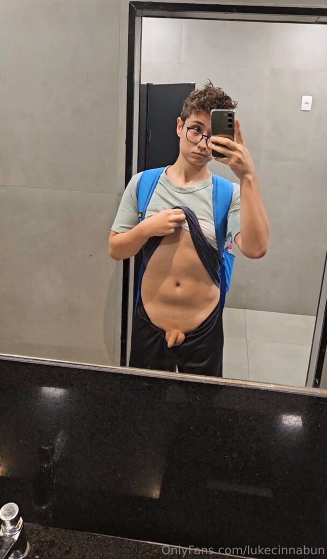 lukecinnabun star sexy pics