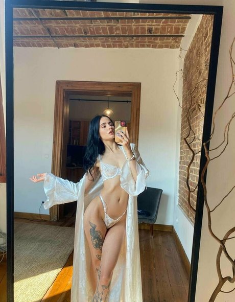 musemaria nude star pics