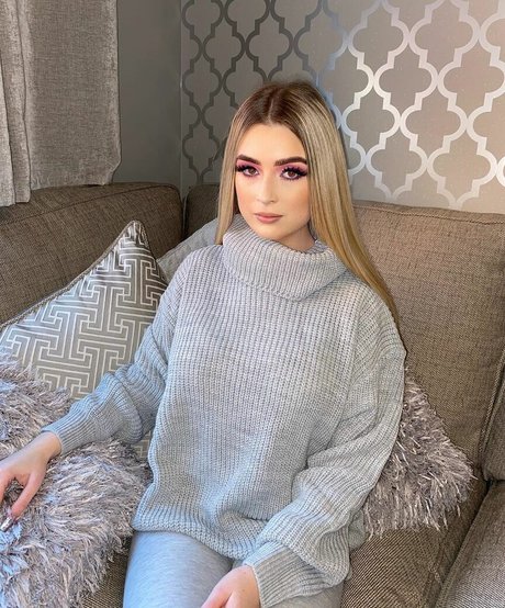 Alex Estelle star perfect photos