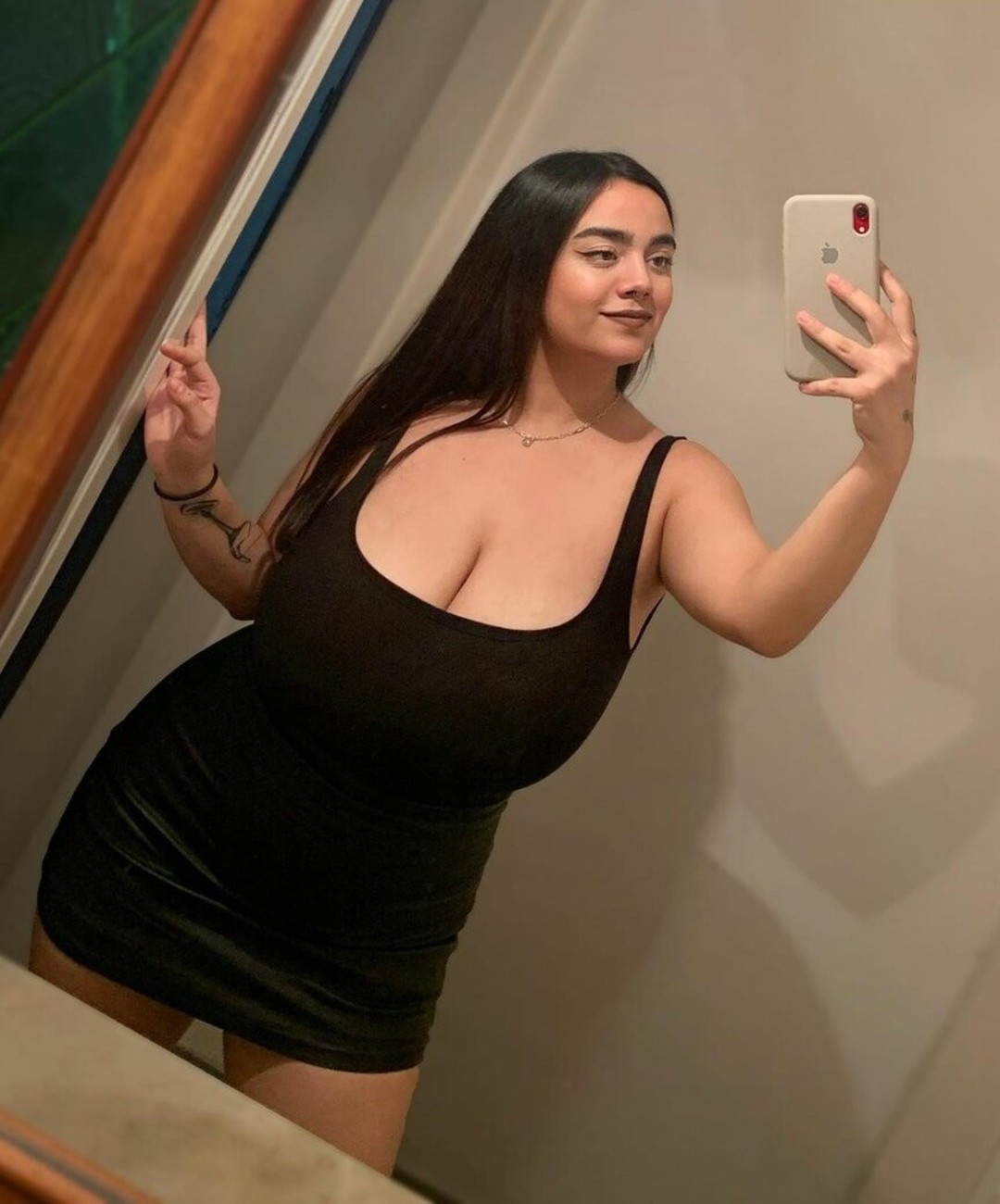 i m z a r a pornstar sex gallery