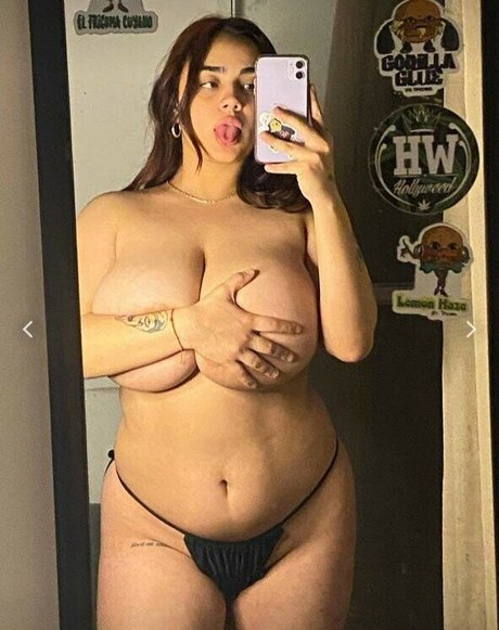 i m z a r a beautiful pornstar picture