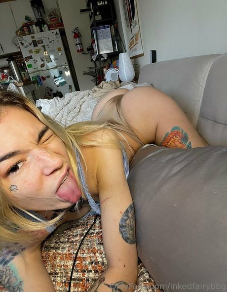 Ioana Vibez exclusive model photo